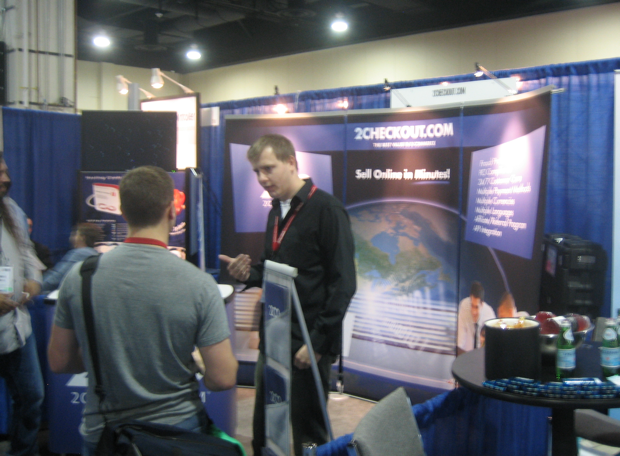 2chekout-booth-at-hostingcon-2009
