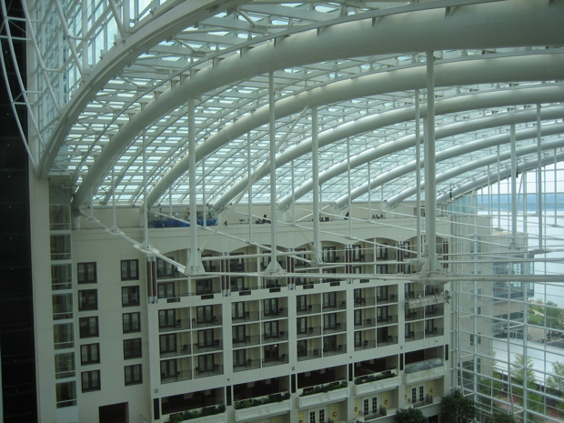 gaylord-resort-and-convention-center-view-to-atrium